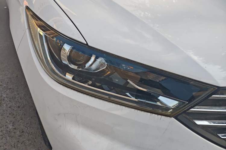 Used Baojun 360 2018 1.5L Manual Luxury Edition China V Right Front Headlight