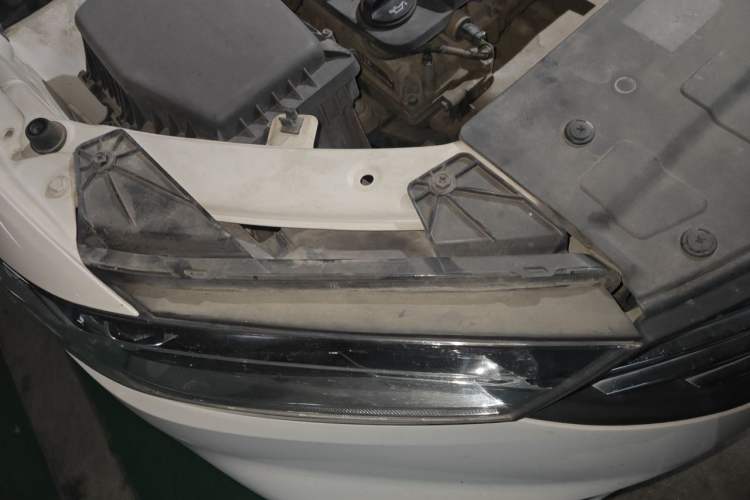 Used Baojun 360 2018 1.5L Manual Luxury Edition China V Right Front Headlight