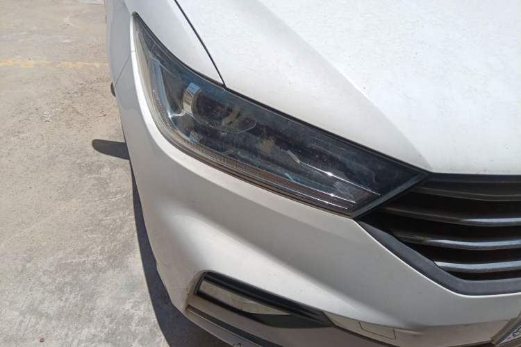 Used Baojun 360 2018 1.5L Manual Elite Version National V Right Front Headlight