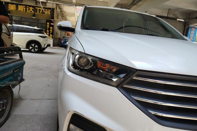 Used Baojun 360 2018 1.5L Manual Elite Version National V Right Front Headlight
