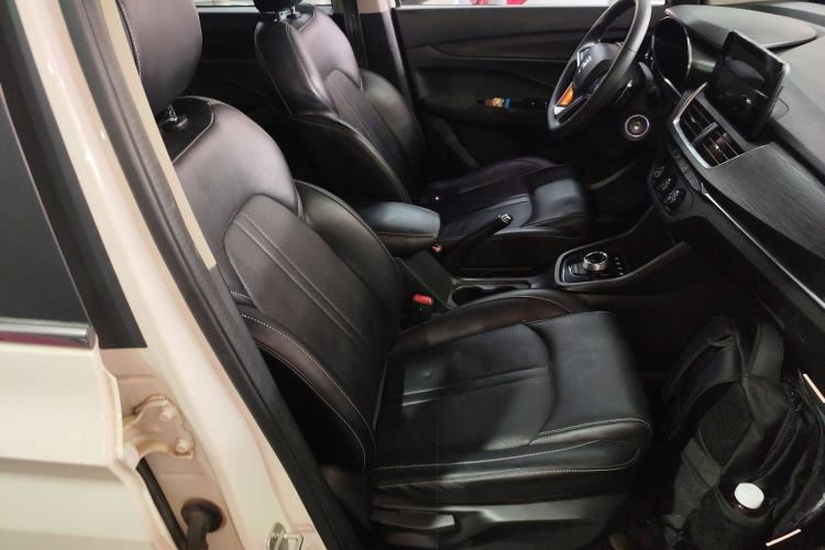 Used Baojun 360 2018 1.5L Automatic Elite Version National V Right Front Seat