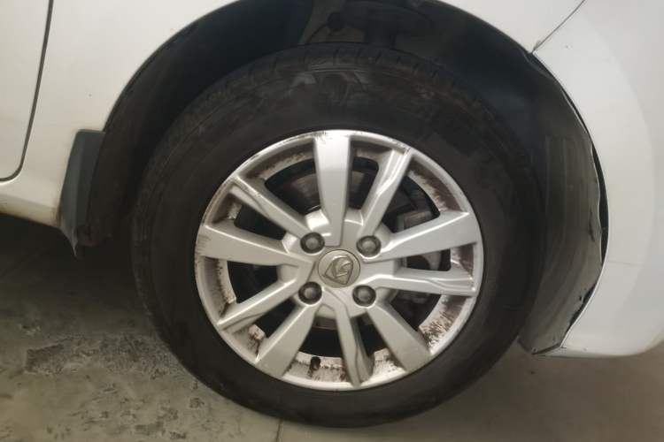Used Baojun 360 2018 1.5L Manual Elite Version National V Right Front Wheel Hub