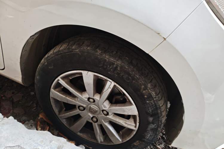 Used Baojun 360 2018 1.5L Manual Elite Version National V Right Front Wheel Hub