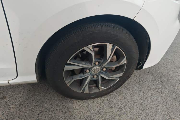Used Baojun 360 2018 1.5L Manual Luxury Edition China V Right Front Wheel Hub