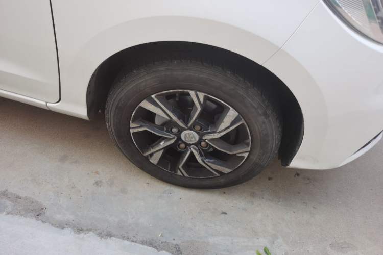 Used Baojun 360 2018 1.5L Automatic Luxury Version China V Right Front Wheel Hub