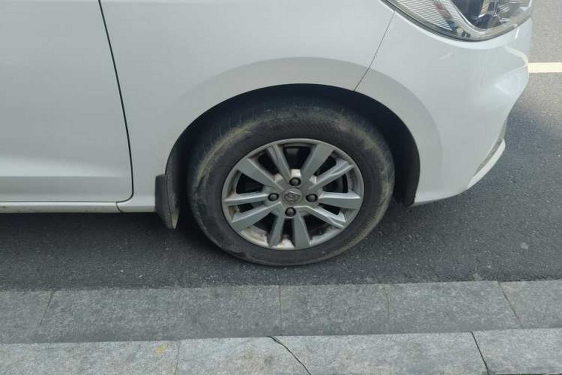 Used Baojun 360 2018 1.5L Manual Elite Version National V Right Front Wheel Hub