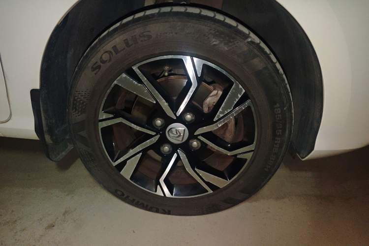Used Baojun 360 2018 1.5L Manual Luxury Edition China V Right Front Wheel Hub