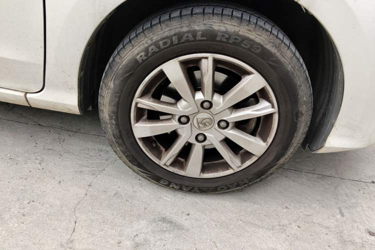 Used Baojun 360 2018 1.5L Automatic Elite Version National V Right Front Wheel Hub