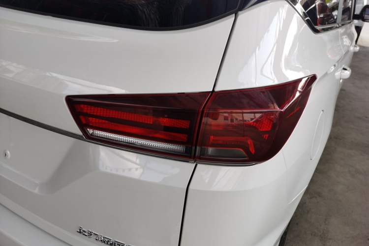 Used Baojun 360 2018 1.5L Manual Elite Version National V Right Rear Taillight