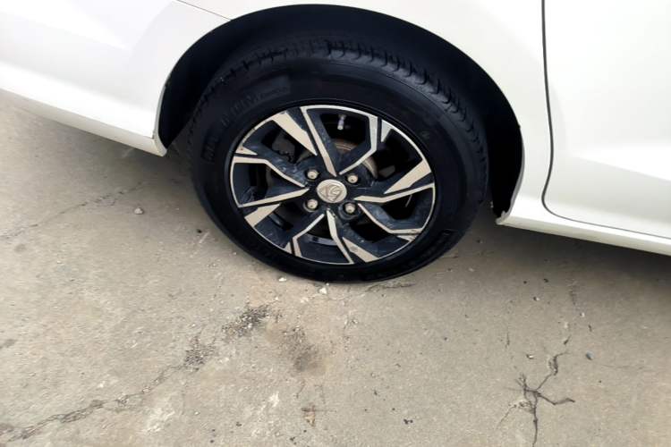 Used Baojun 360 2018 1.5L Manual Luxury Edition China V Right Rear Wheel Hub
