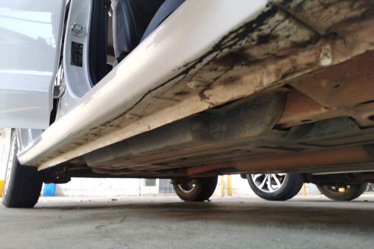 Used Baojun 360 2018 1.5L Manual Elite Version National V Right Side Sill