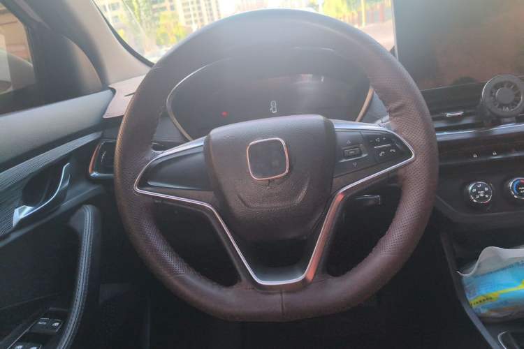 Used Baojun 360 2018 1.5L Manual Elite Version National V Steering Wheel