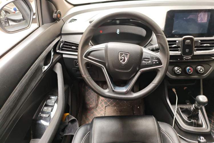 Used Baojun 360 2018 1.5L Manual Elite Version National V Steering Wheel