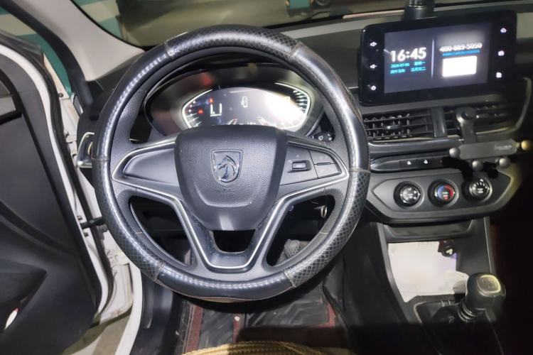 Used Baojun 360 2018 1.5L Manual Elite Version National V Steering Wheel