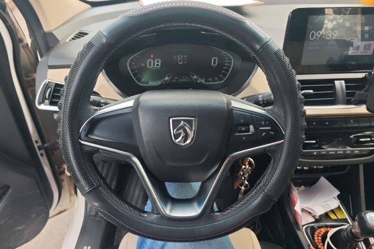 Used Baojun 360 2018 1.5L Manual Luxury Edition China V Steering Wheel