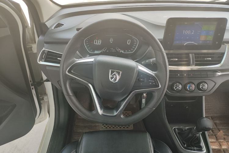 Used Baojun 360 2018 1.5L Manual Elite Version National V Steering Wheel