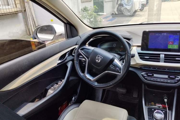 Used Baojun 360 2018 1.5L Automatic Luxury Version China V Steering Wheel