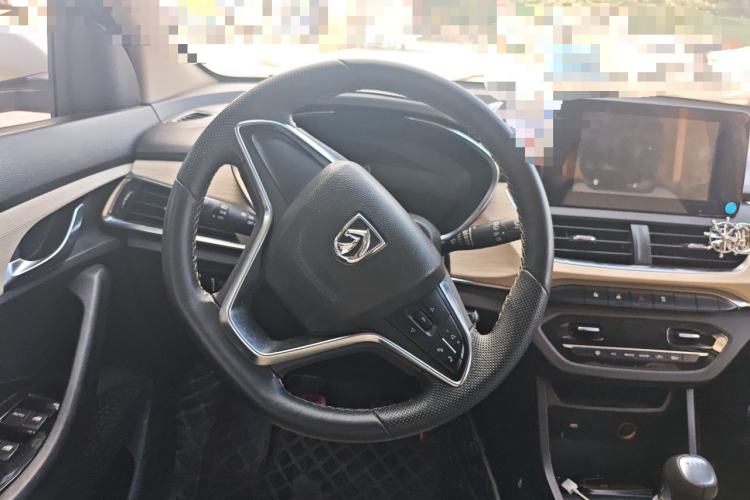 Used Baojun 360 2018 1.5L Manual Luxury Edition China V Steering Wheel