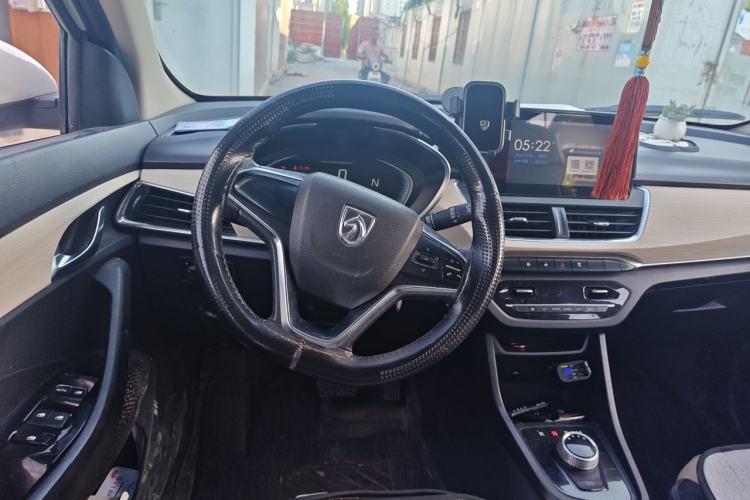Used Baojun 360 2018 1.5L Automatic Luxury Version China V Steering Wheel
