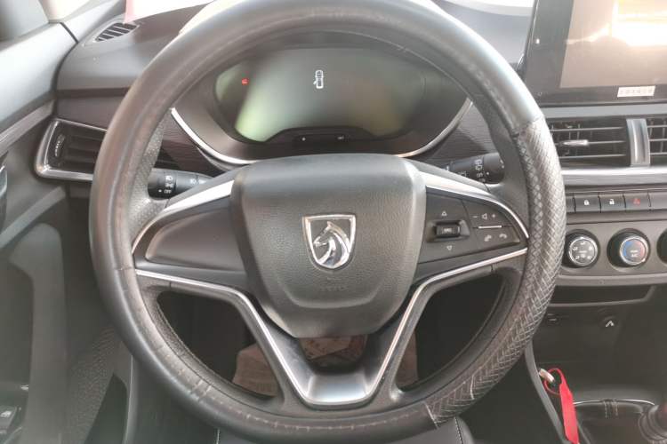 Used Baojun 360 2018 1.5L Manual Elite Version National V Steering Wheel