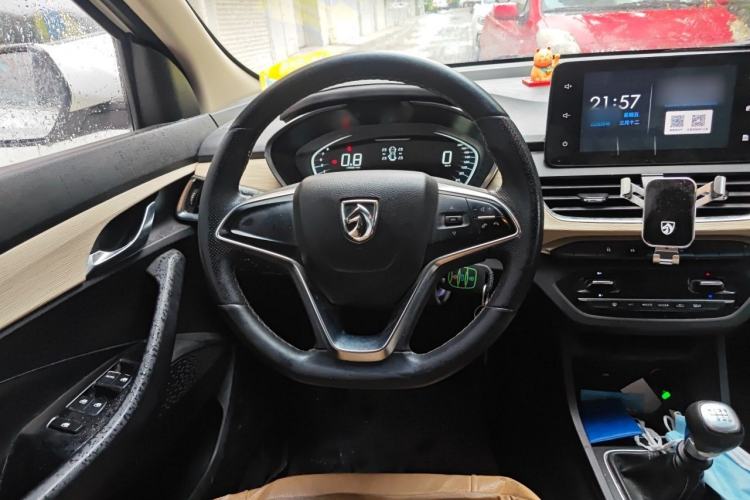 Used Baojun 360 2018 1.5L Manual Luxury Edition China V Steering Wheel