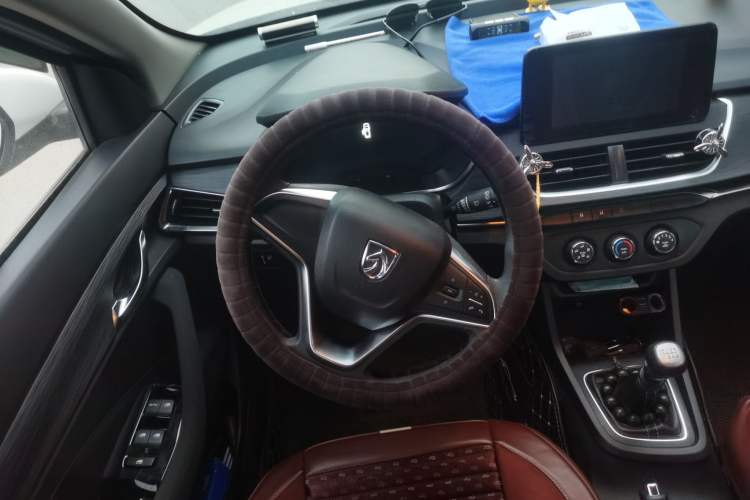 Used Baojun 360 2018 1.5L Manual Elite Version National V Steering Wheel