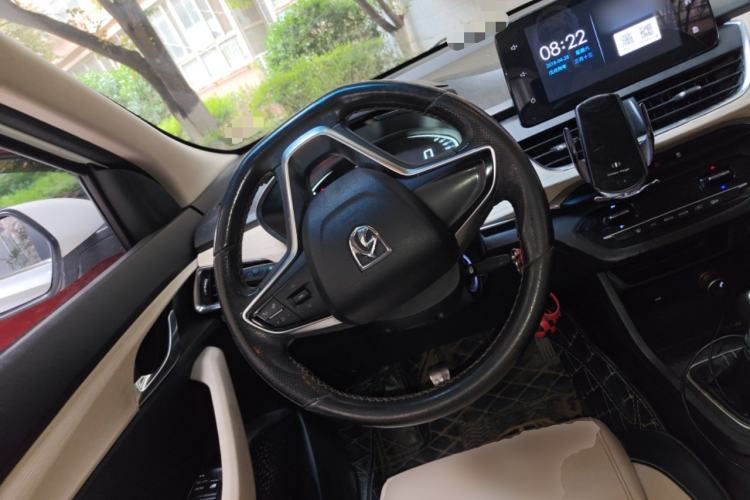 Used Baojun 360 2018 1.5L Manual Luxury Edition China V Steering Wheel