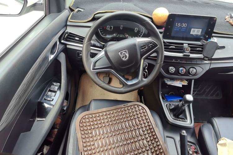 Used Baojun 360 2018 1.5L Manual Elite Version National V Steering Wheel