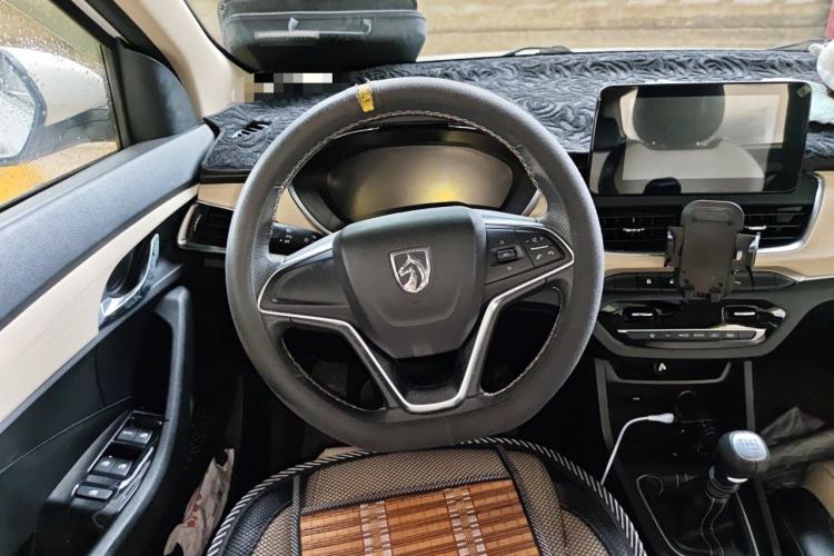Used Baojun 360 2018 1.5L Manual Luxury Edition China V Steering Wheel