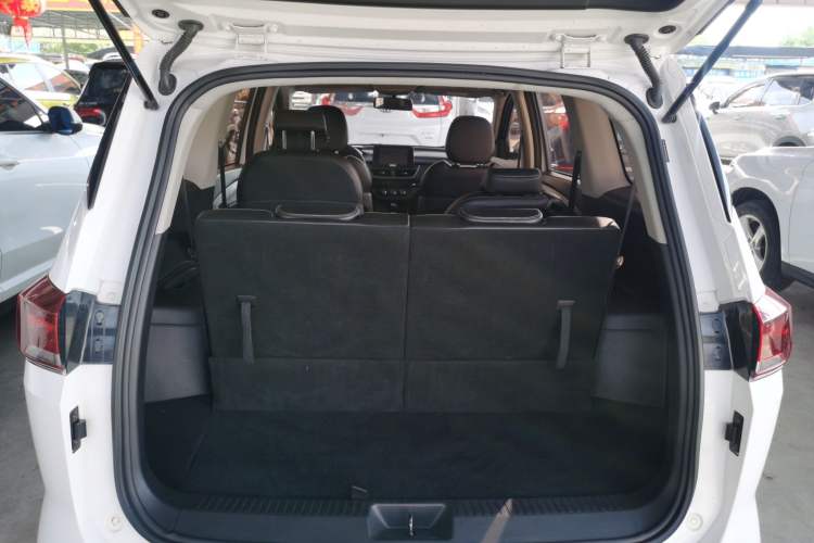 Used Baojun 360 2018 1.5L Manual Elite Version National V Trunk