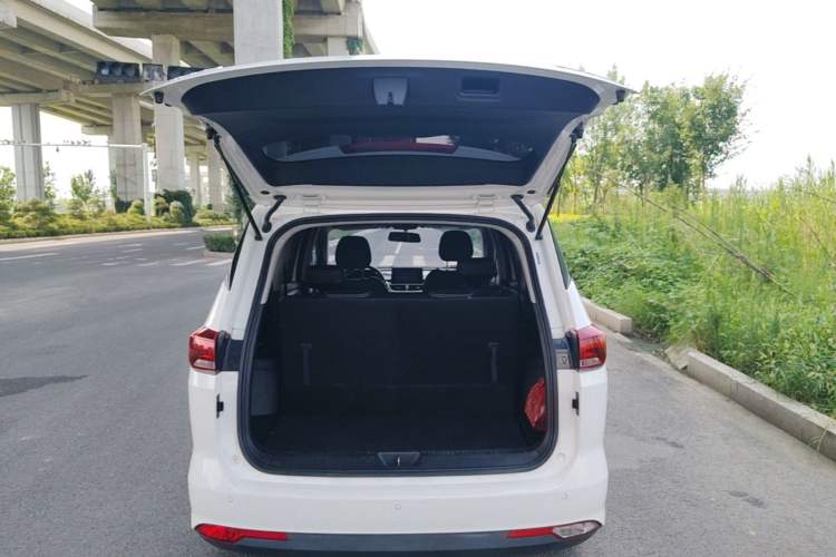 Used Baojun 360 2018 1.5L Manual Elite Version National V Trunk