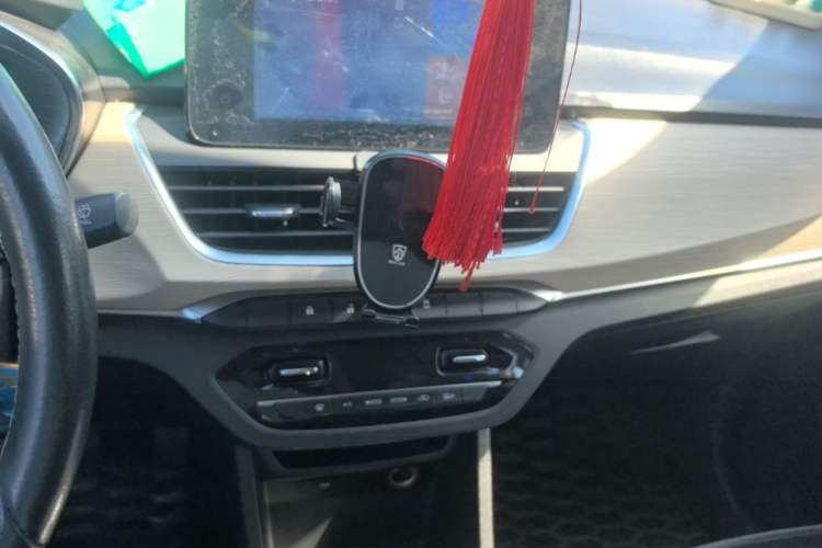 Used Baojun 360 2019 1.5L Automatic Luxury Edition China VI Audio And AC Panel