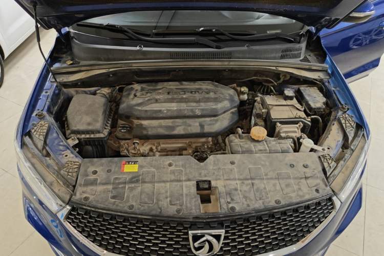 Used Baojun 360 2019 1.5L CVT Elite Version China VI Engine Bay