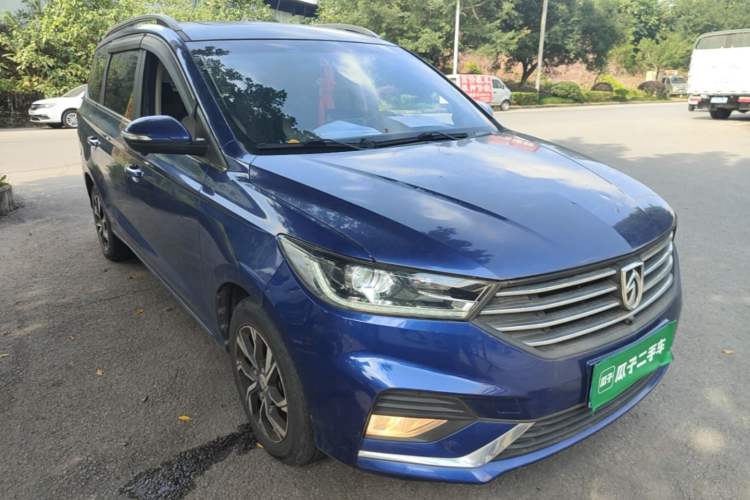 Used Baojun 360 2019 1.5L Manual Luxury Version China VI Front Right 45 Deg