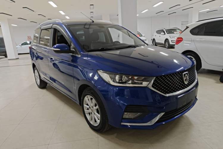 Used Baojun 360 2019 1.5L CVT Elite Version China VI Front Right 45 Deg