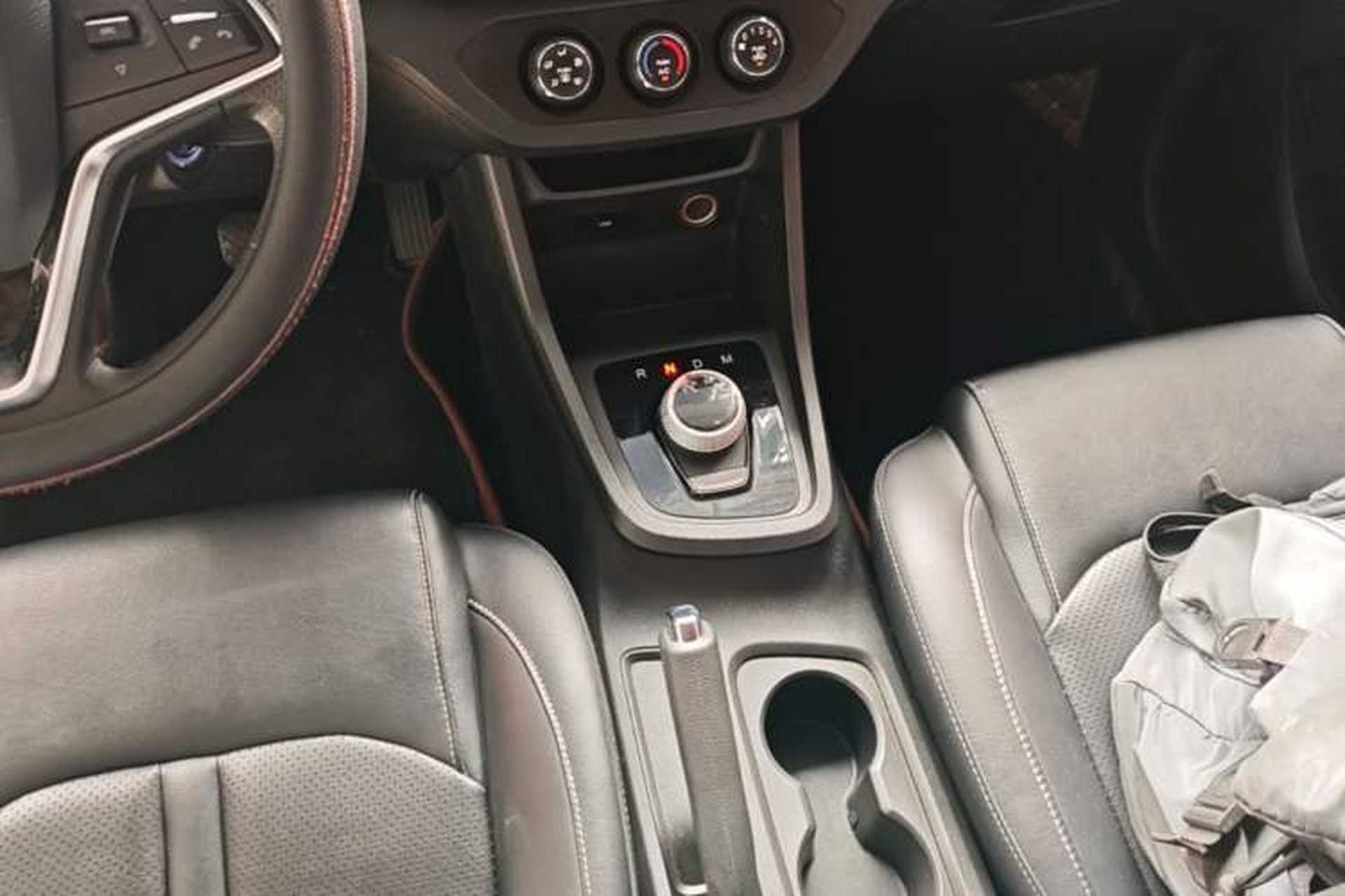 Used Baojun 360 2019 1.5L Automatic Elite Version China VI Gear Lever