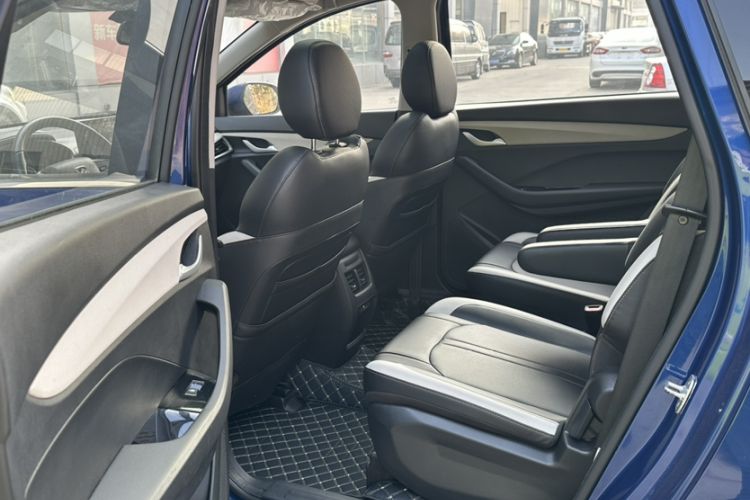 Used Baojun 360 2019 1.5L CVT Luxury Model China VI Emission Standard Interior 2