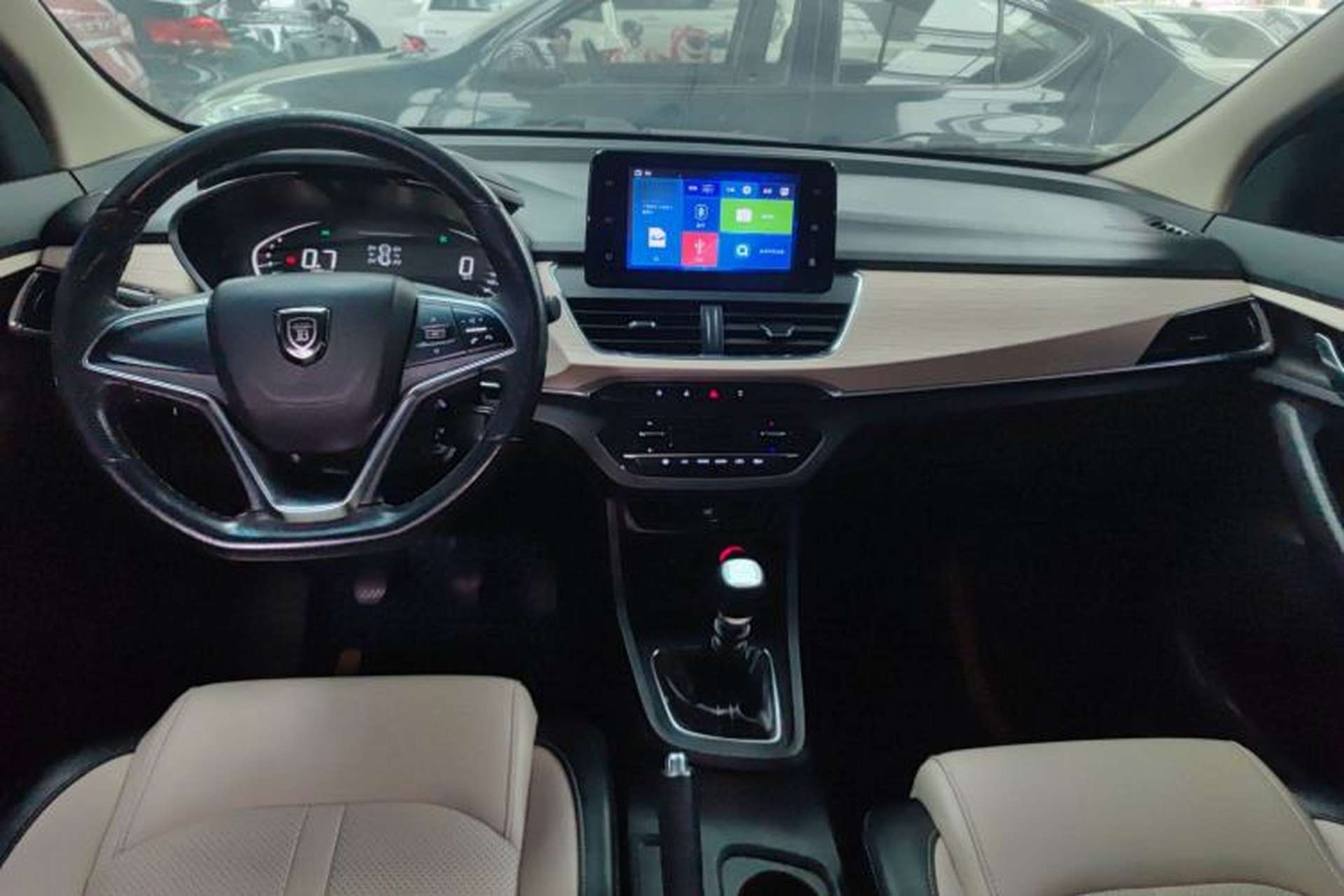 Used Baojun 360 2019 1.5L Manual Luxury Version China VI Interior 2