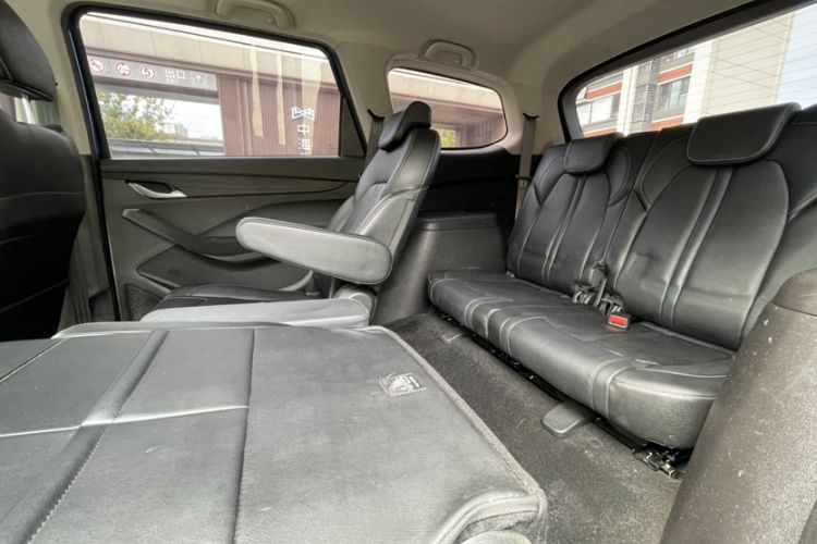 Used Baojun 360 2019 1.5L Automatic Elite Version China VI Interior 3