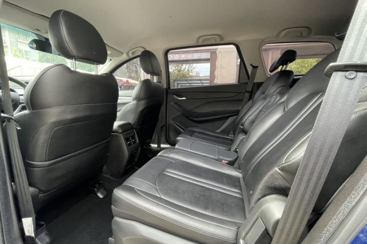 Used Baojun 360 2019 1.5L Automatic Elite Version China VI Interior 4