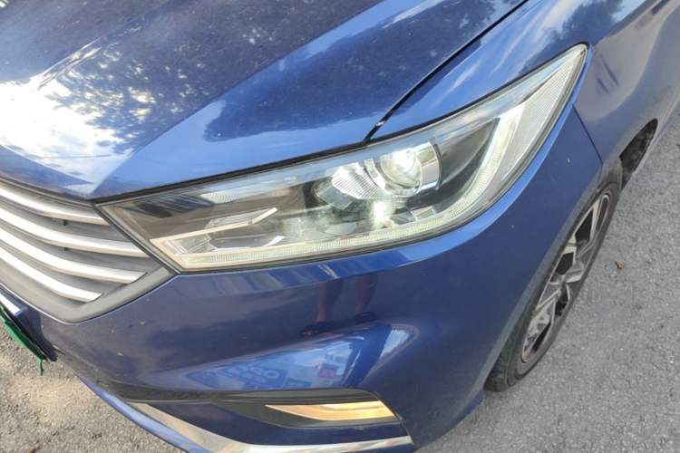 Used Baojun 360 2019 1.5L Manual Luxury Version China VI Left Front Headlight