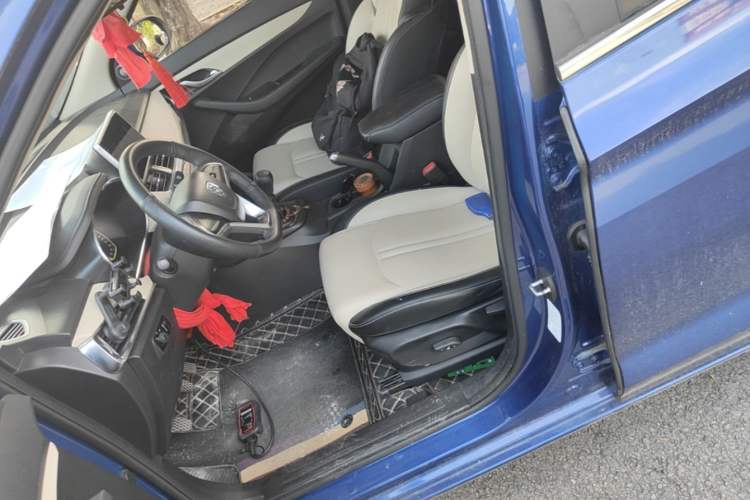 Used Baojun 360 2019 1.5L Manual Luxury Version China VI Left Front Seat