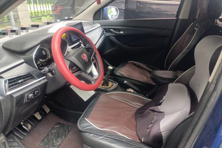 Used Baojun 360 2019 1.5L Manual Elite Version China VI Left Front Seat