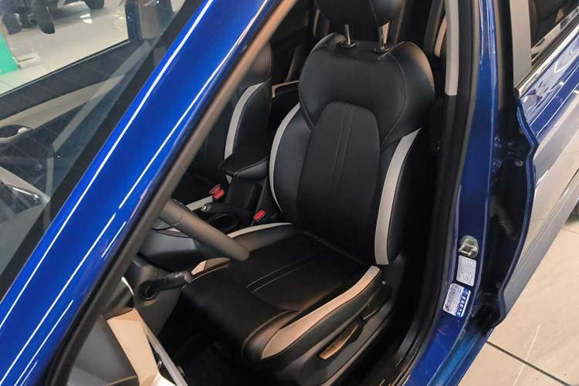 Used Baojun 360 2019 1.5L CVT Elite Version China VI Left Front Seat