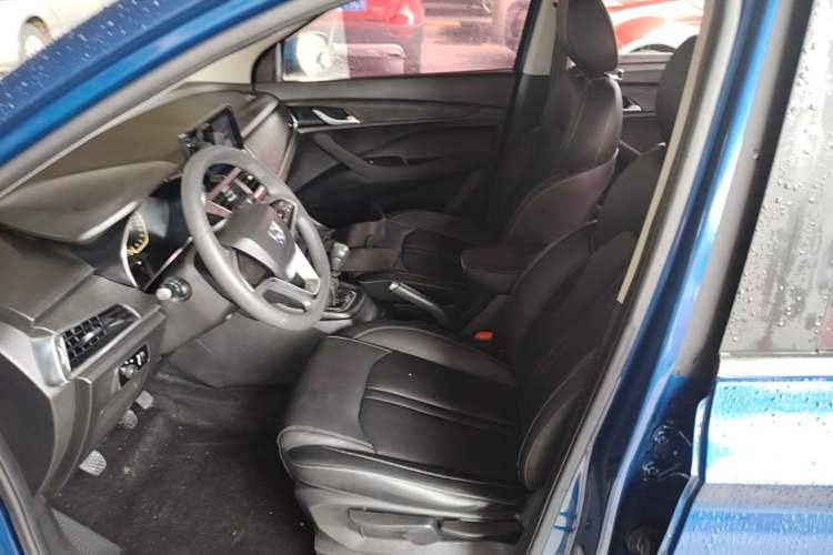 Used Baojun 360 2019 1.5L Manual Elite Version China VI Left Front Seat