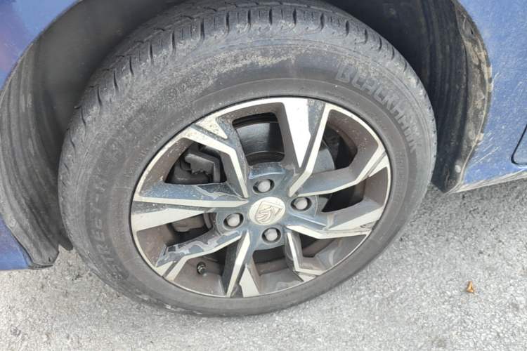 Used Baojun 360 2019 1.5L Manual Luxury Version China VI Left Front Wheel Hub