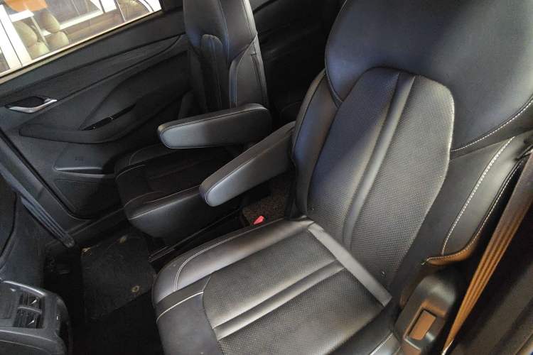 Used Baojun 360 2019 1.5L Manual Elite Version China VI Left Rear Seat