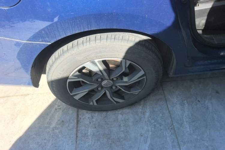 Used Baojun 360 2019 1.5L Automatic Luxury Edition China VI Right Rear Wheel Hub
