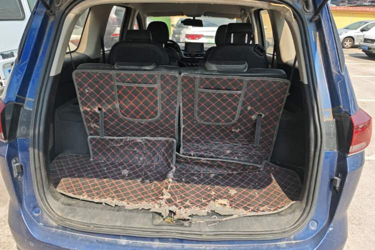 Used Baojun 360 2019 1.5L Automatic Elite Version China VI Trunk