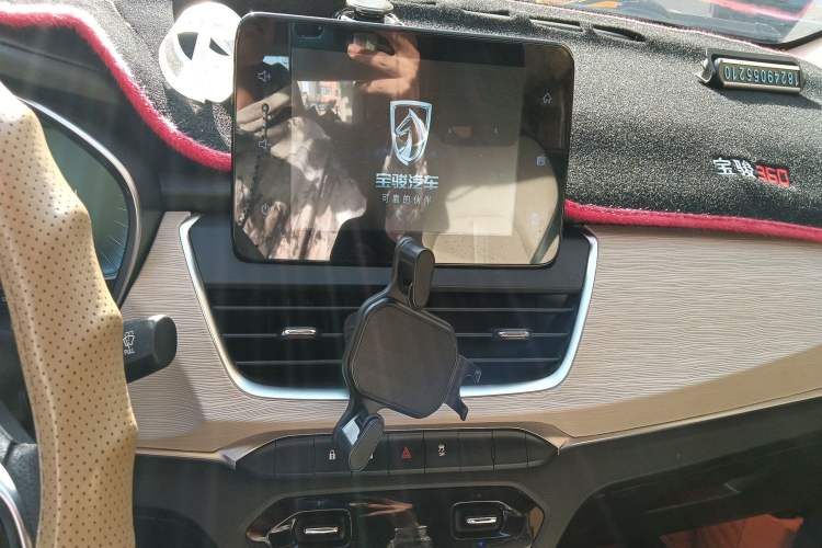 Used Baojun 360 2019 1.5L Automatic Luxury Edition China VI Audio And AC Panel